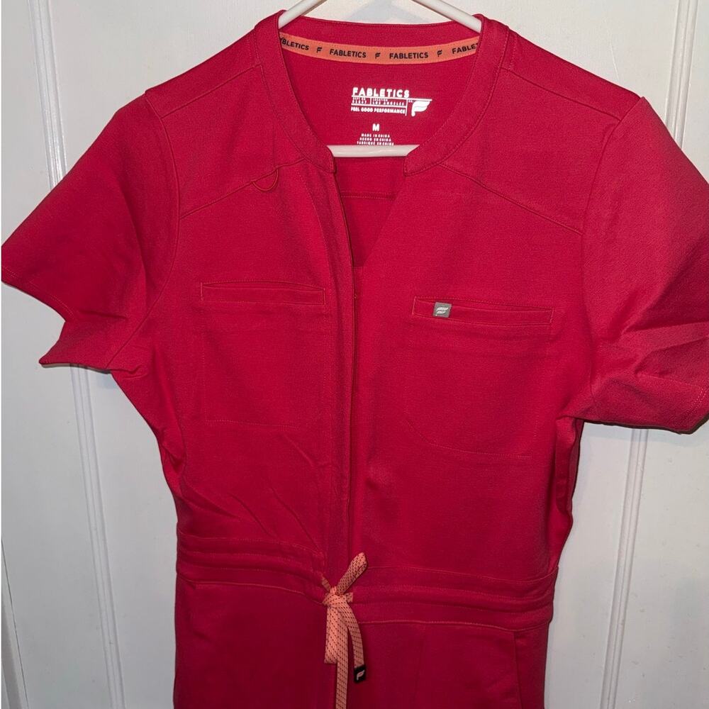 New Fabletics PonteFlex Empower Scrub Jumpsuit Gelato size M - Picture 5 of 12